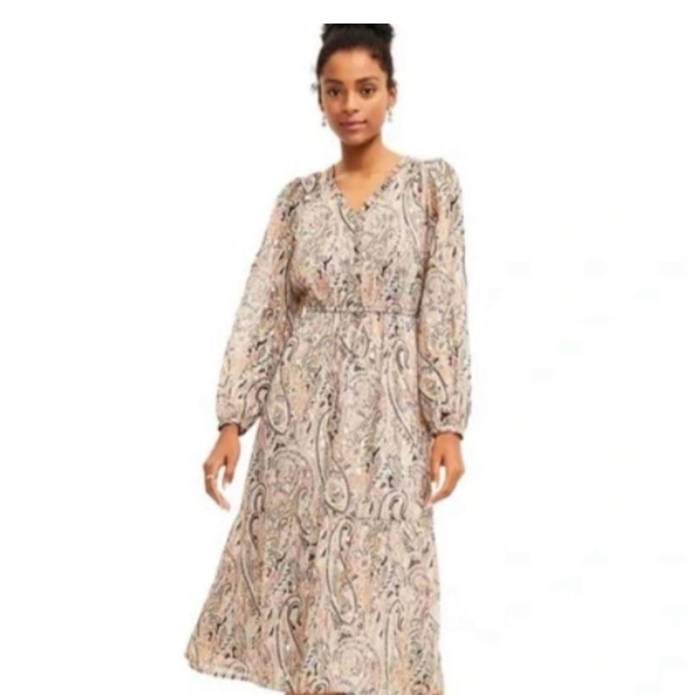 Shimmer Paisley V-Neck Midi dress- M